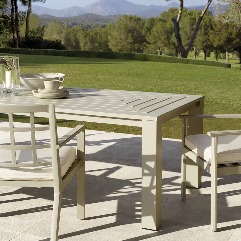 Dining Table Vistamar